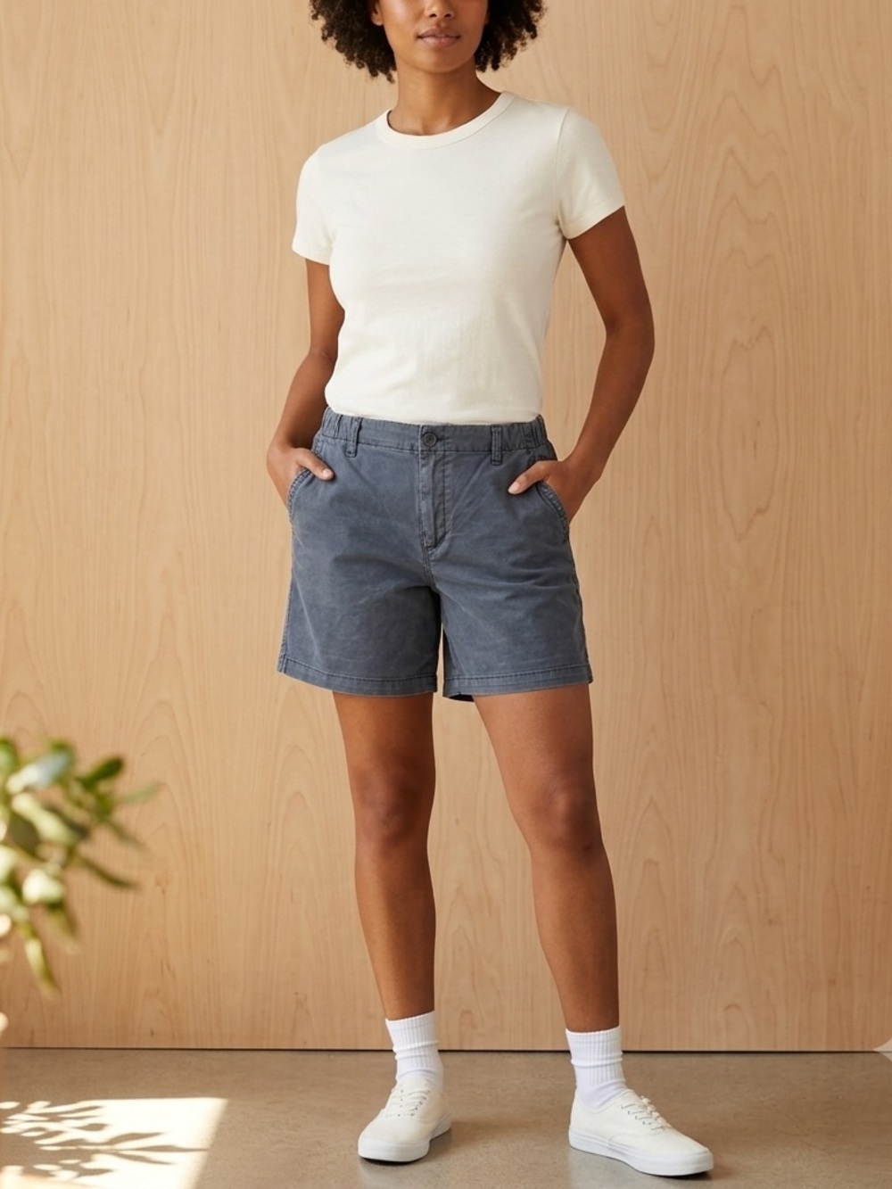 Old Navy Everyday Shorts Size L Gray Elastic Waist Casual Comfortable Summer